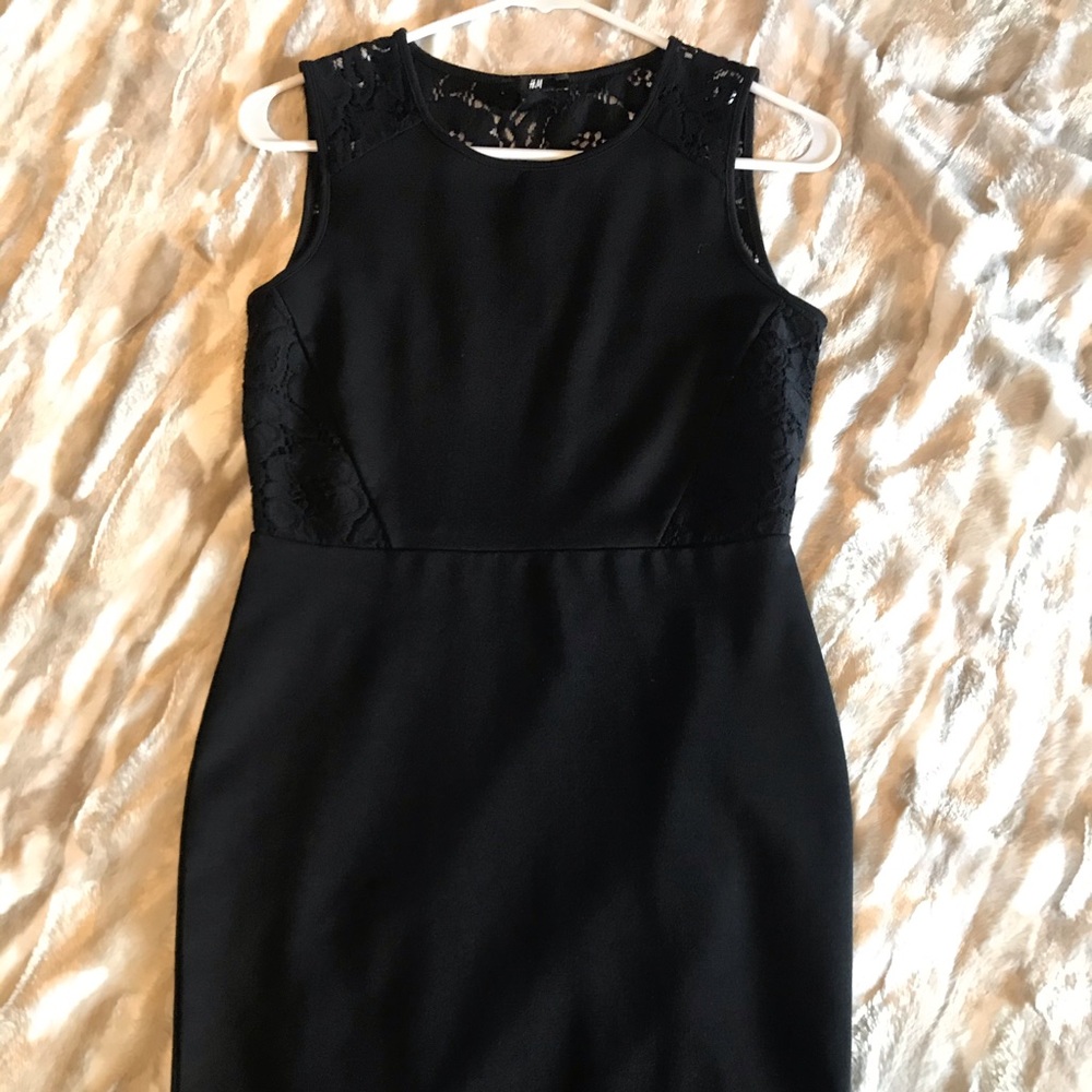 H&M NWOT Small black lace bodycon cotton dress